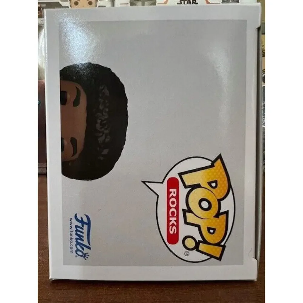 Funko Pop! Rocks - Snoop Dogg #300 Pop Protector - Picture 5 of 6